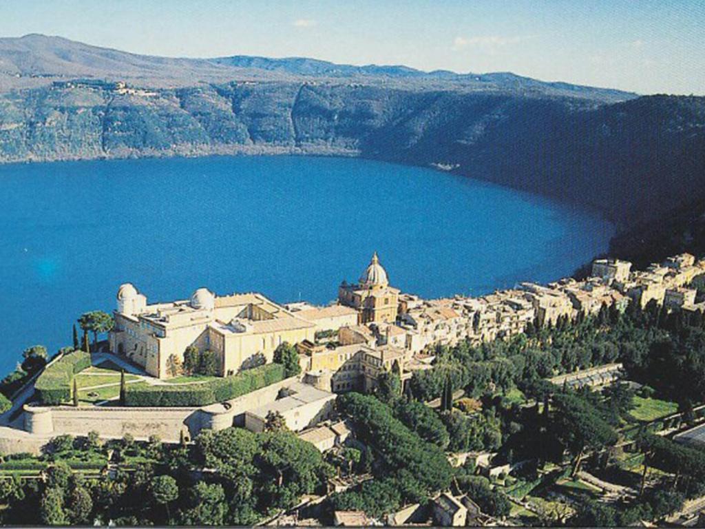 Roma E Palazzo Pontificio Di Castel Gandolfo-Vaticano Ngoại thất bức ảnh